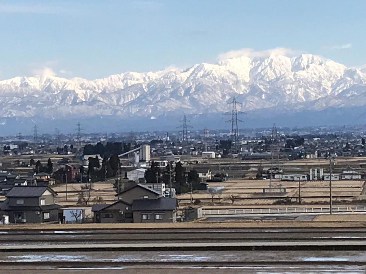 ヨーコのお宿 わくわく Toyama Station Exterior photo